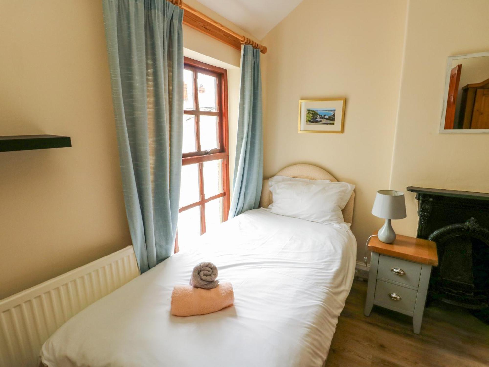 Holiday home 1 Castle Row Beaumaris