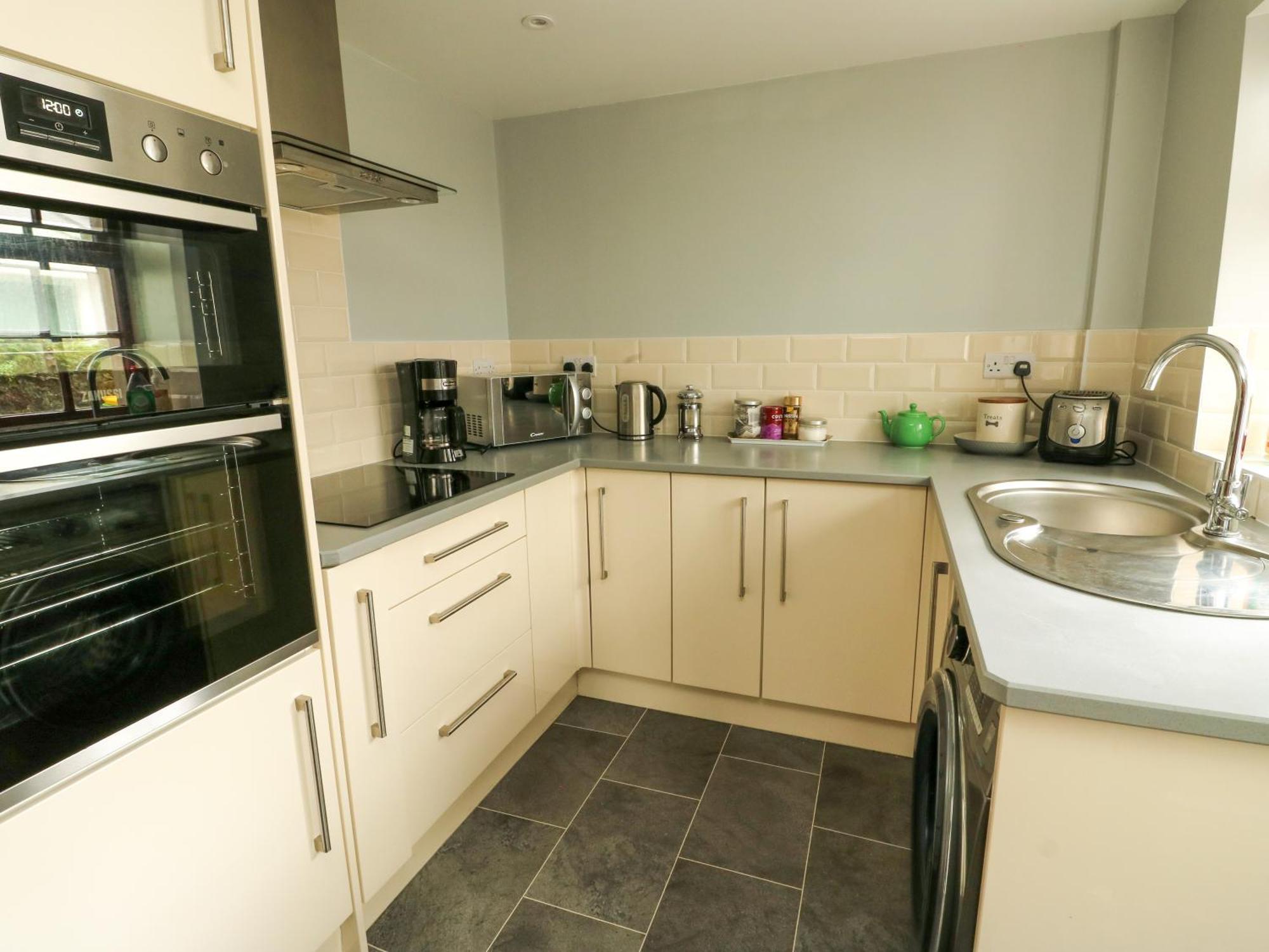 1 Castle Row Beaumaris