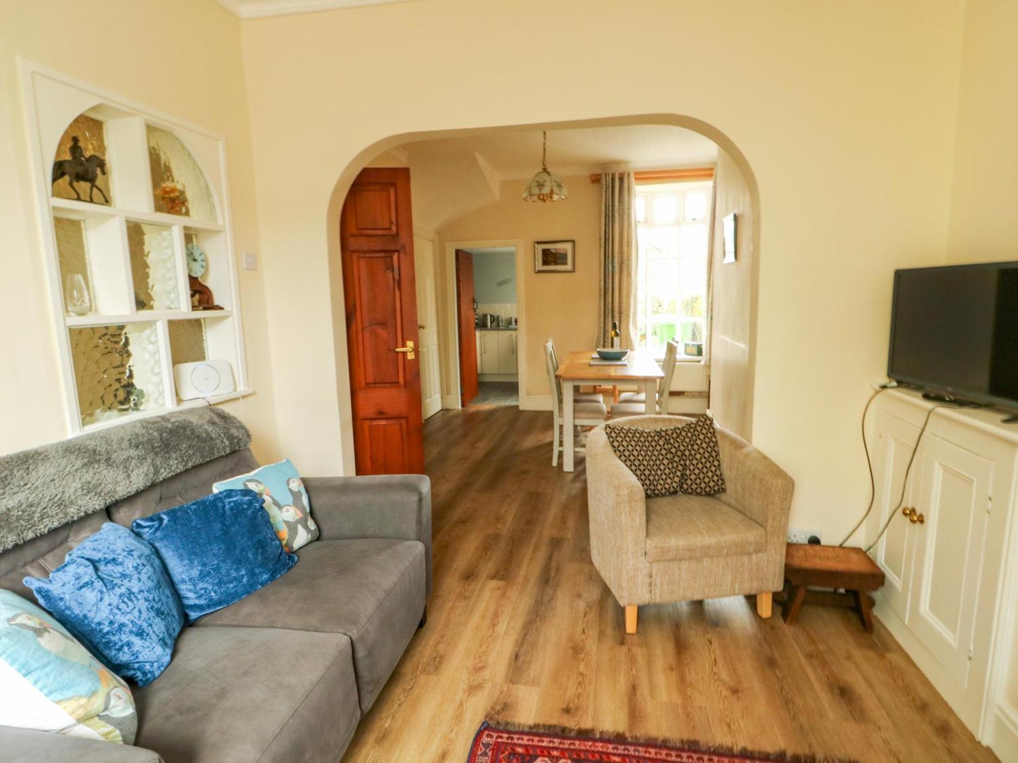 Holiday home 1 Castle Row *